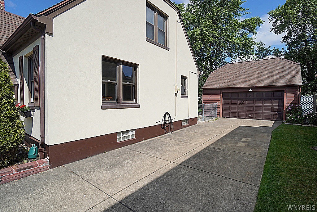 40 Kenton Road