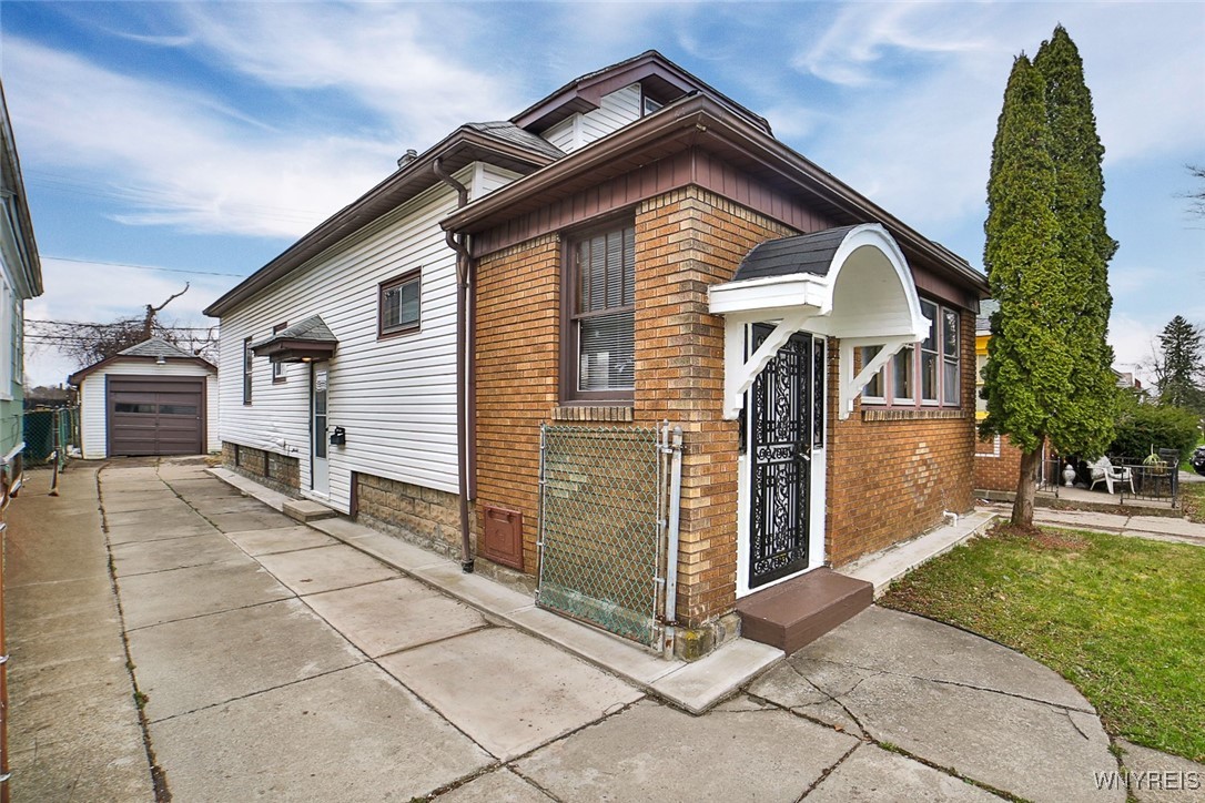 223 Millicent Avenue, Buffalo, New York image 3