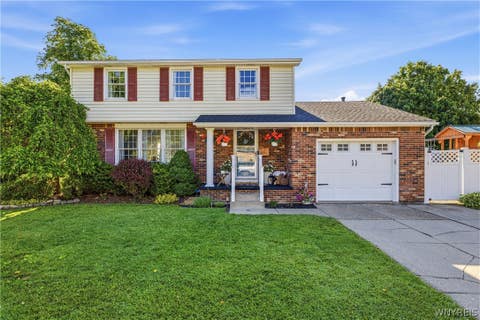 Photo of 80 Roosevelt Avenue, Lancaster, NY 14086 (MLS # B1696620)