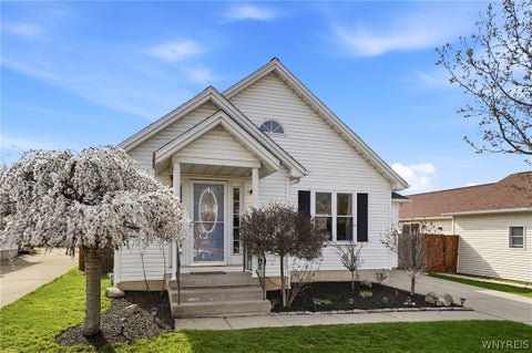 Homes For Sale - 26 Guenther Avenue<br/> Tonawanda, NY 14150
