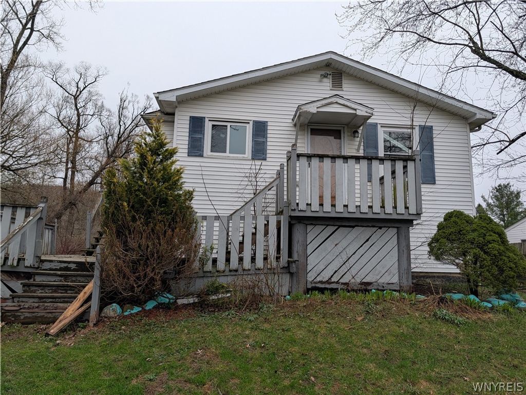 Photo of 185 Canada Street, Holland, NY 14080 (MLS # B1673234)