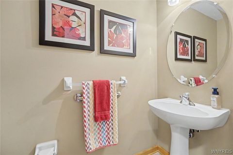 Tiny photo for 2322 Hobblebush Lane, Hamburg, NY 14085 (MLS # B1685041)