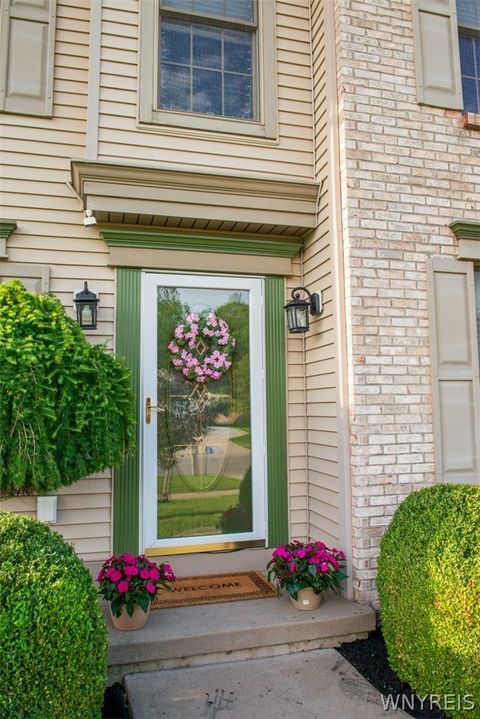 Tiny photo for 2322 Hobblebush Lane, Hamburg, NY 14085 (MLS # B1685041)