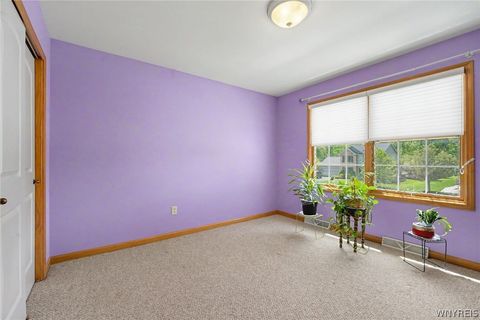Tiny photo for 2322 Hobblebush Lane, Hamburg, NY 14085 (MLS # B1685041)