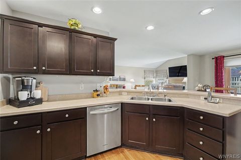 Tiny photo for 2322 Hobblebush Lane, Hamburg, NY 14085 (MLS # B1685041)