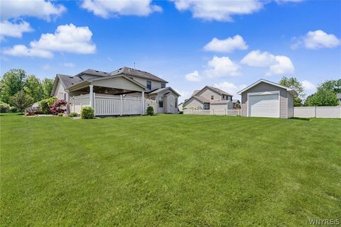 Tiny photo for 2322 Hobblebush Lane, Hamburg, NY 14085 (MLS # B1685041)