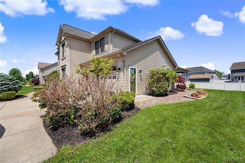 Tiny photo for 2322 Hobblebush Lane, Hamburg, NY 14085 (MLS # B1685041)