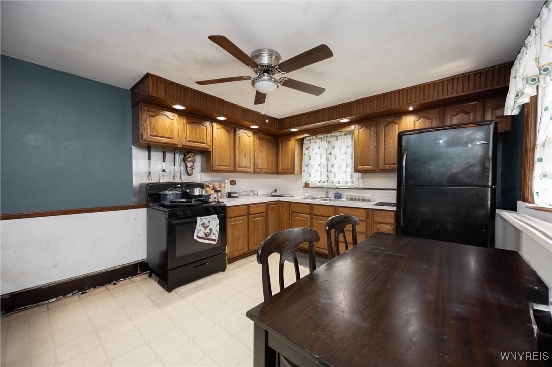 228 N Meadowbrook Parkway, Cheektowaga, New York image 11