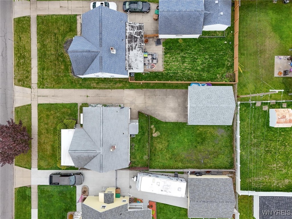 228 N Meadowbrook Parkway, Cheektowaga, New York image 3