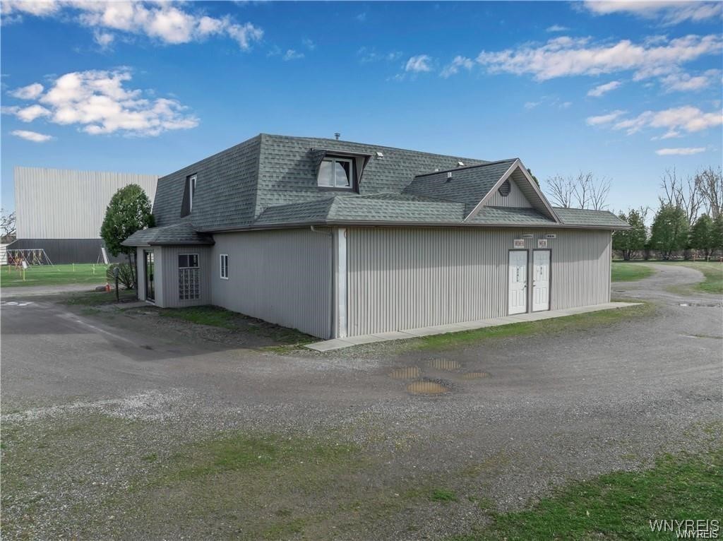 Royalton, New York 14105, United States, ,Commercial,Active,33571