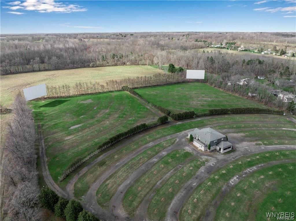 Royalton, New York 14105, United States, ,Commercial,Active,33571