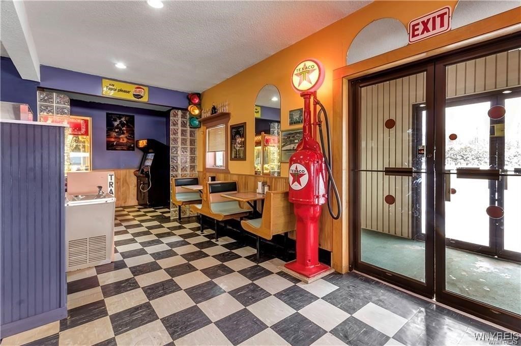 Royalton, New York 14105, United States, ,Commercial,Active,33571