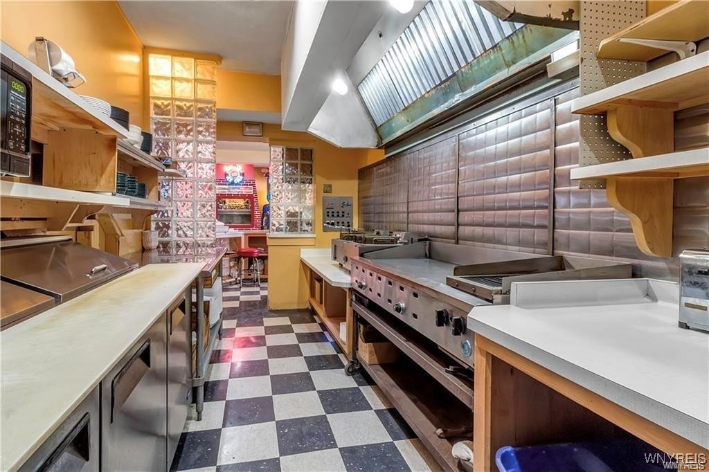 Royalton, New York 14105, United States, ,Commercial,Active,33571