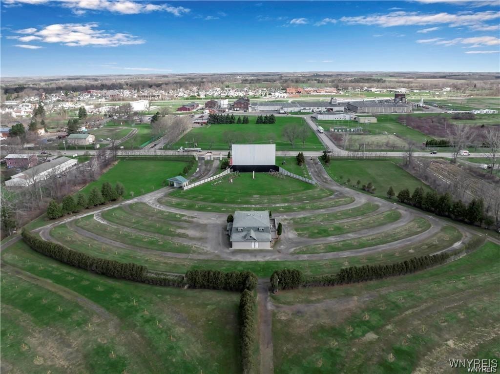 Royalton, New York 14105, United States, ,Commercial,Active,33571