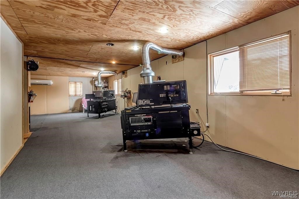 Royalton, New York 14105, United States, ,Commercial,Active,33571