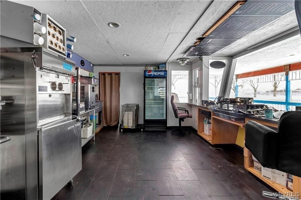 Royalton, New York 14105, United States, ,Commercial,Active,33571