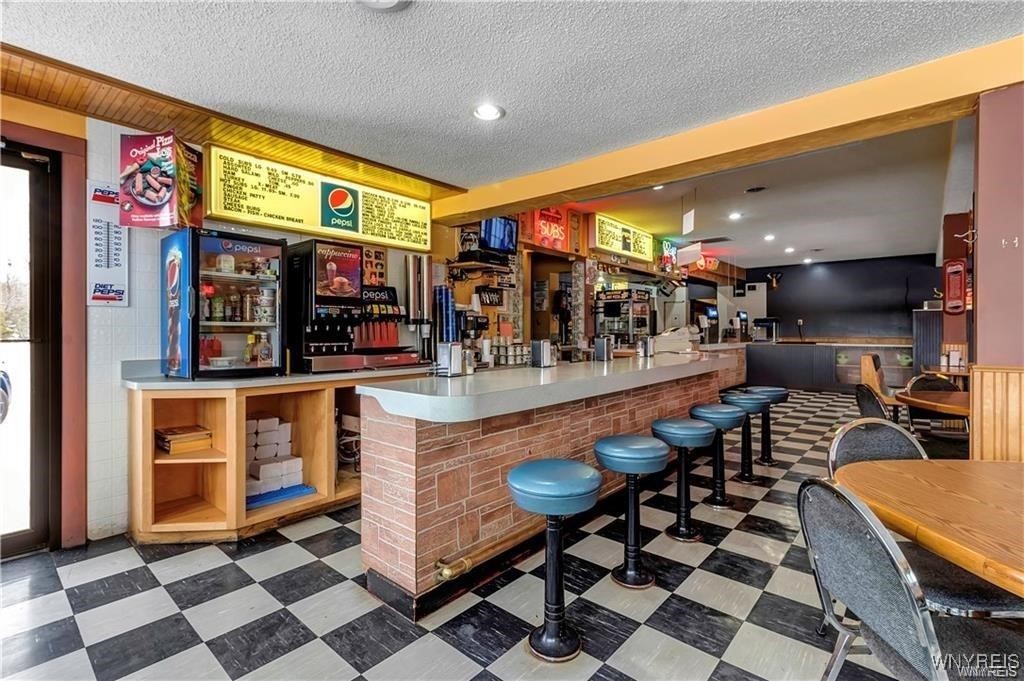 Royalton, New York 14105, United States, ,Commercial,Active,33571