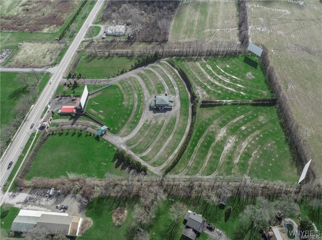 Royalton, New York 14105, United States, ,Commercial,Active,33571