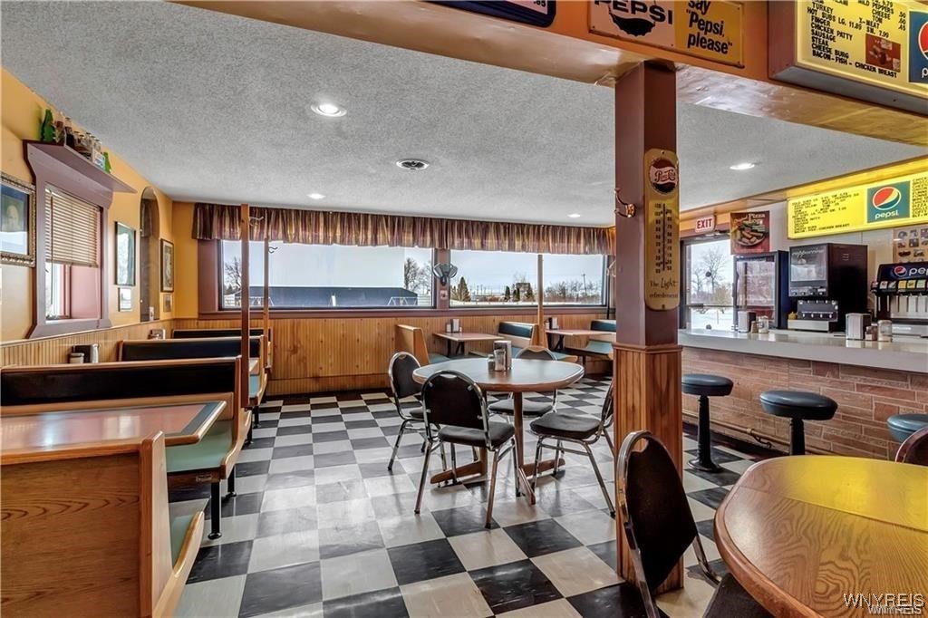 Royalton, New York 14105, United States, ,Commercial,Active,33571