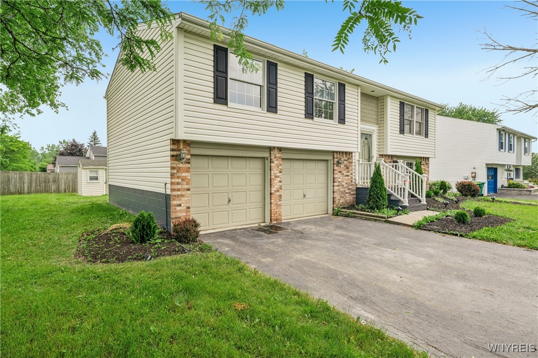 6586 Parkwood Drive