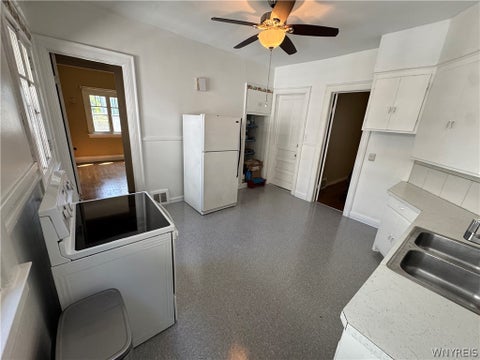 Tiny photo for 7 Berkley Place, Buffalo, NY 14209 (MLS # B1689186)