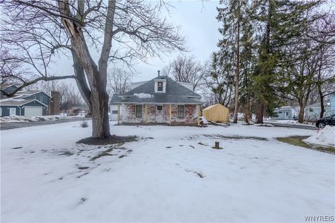 Photo of 5924 Broadway Street, Lancaster, NY 14086 (MLS # B1663359)