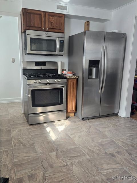 Tiny photo for 4882 Mount Vernon Boulevard, Hamburg, NY 14075 (MLS # B1658143)