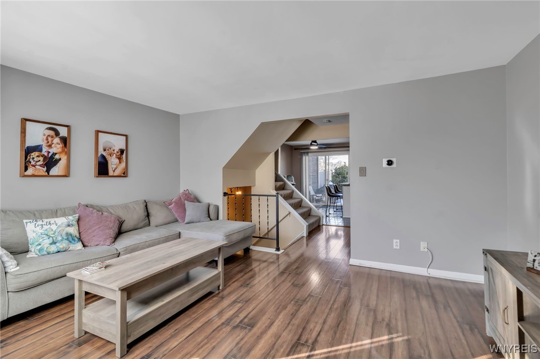 856 Pine Tree Court, Amherst, New York image 7