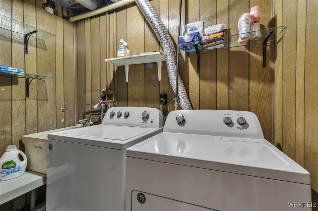 856 Pine Tree Court, Amherst, New York image 25