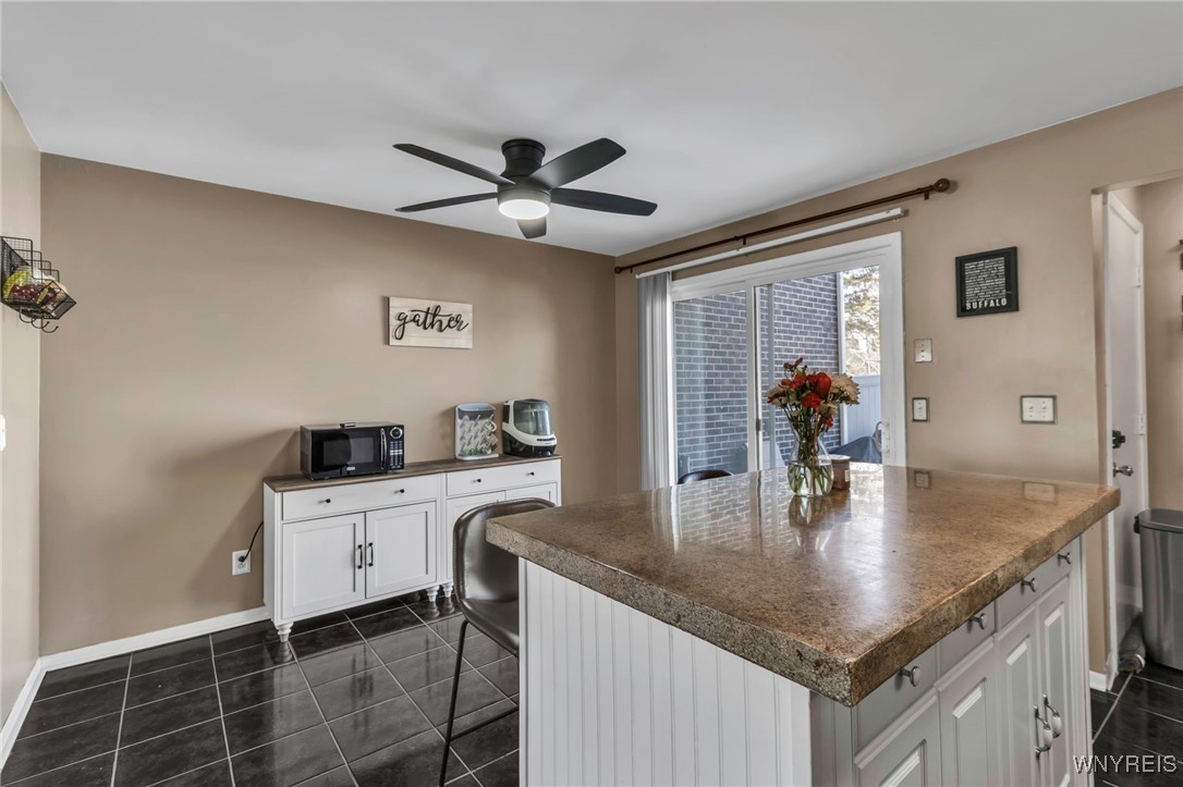 856 Pine Tree Court, Amherst, New York image 9