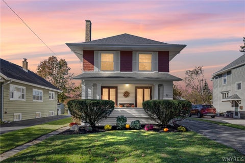 Photo of 31 Park Boulevard, Lancaster, NY 14086 (MLS # B1724908)