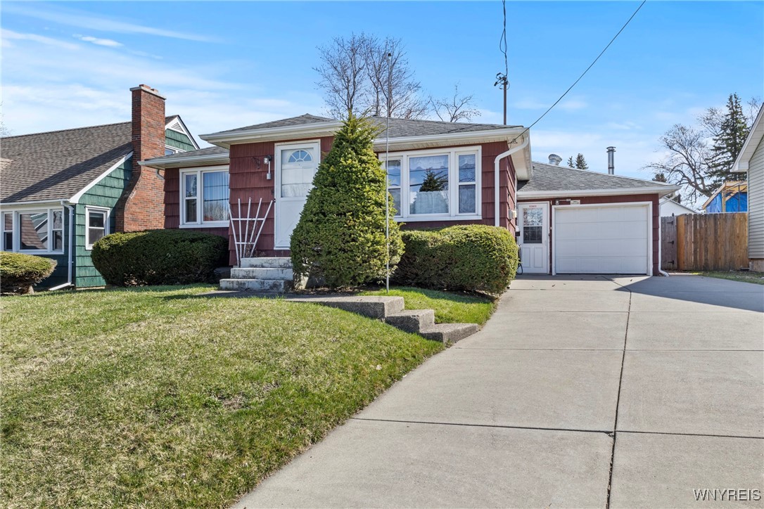 16 Salisbury Avenue, Hamburg, New York image 3