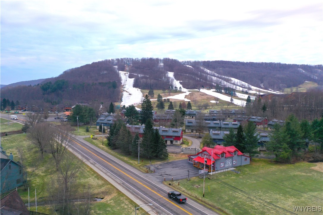 10 Wildflower, Ellicottville, New York image 33