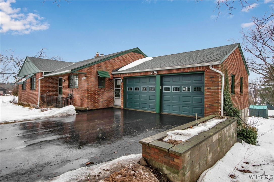 2859 Upper Mountain Road, Lewiston, New York image 4
