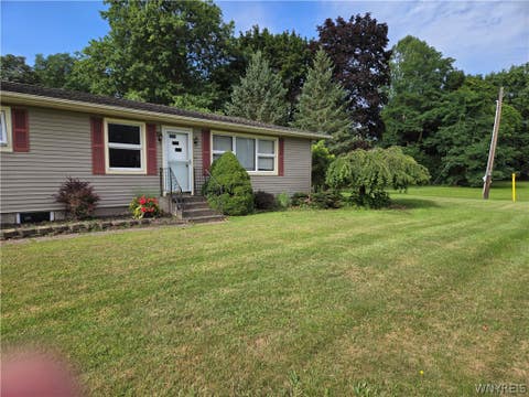 Homes For Sale - 1332 New York 96<br/> Waterloo, NY 13165