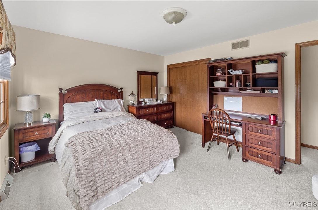5668 Kippen Drive, Clarence, New York image 26