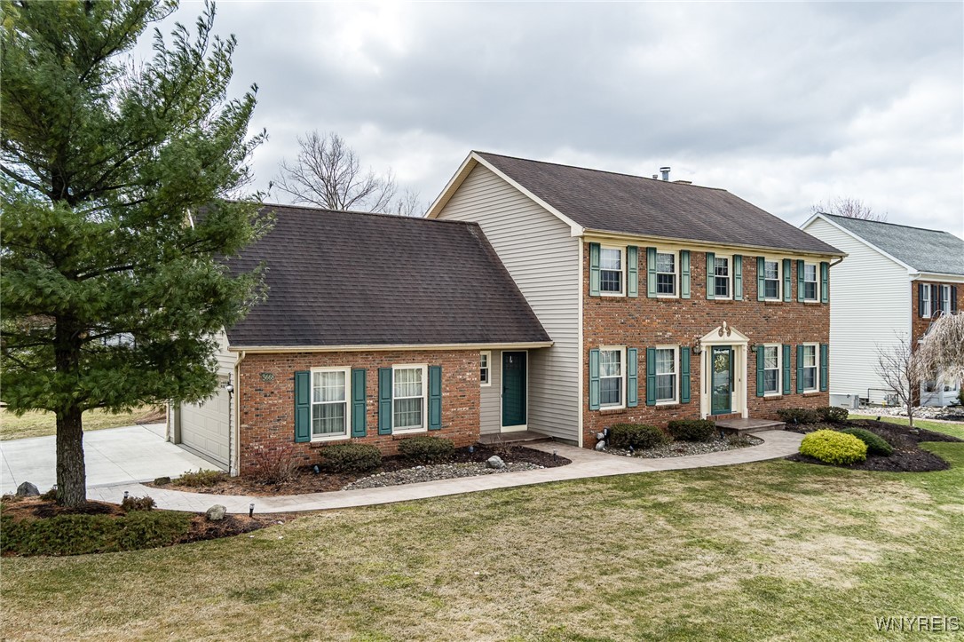 5668 Kippen Drive, Clarence, New York image 3