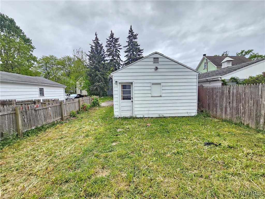 2207 Linwood Avenue, Niagara Falls, New York image 30