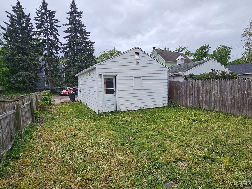2207 Linwood Avenue, Niagara Falls, New York image 29