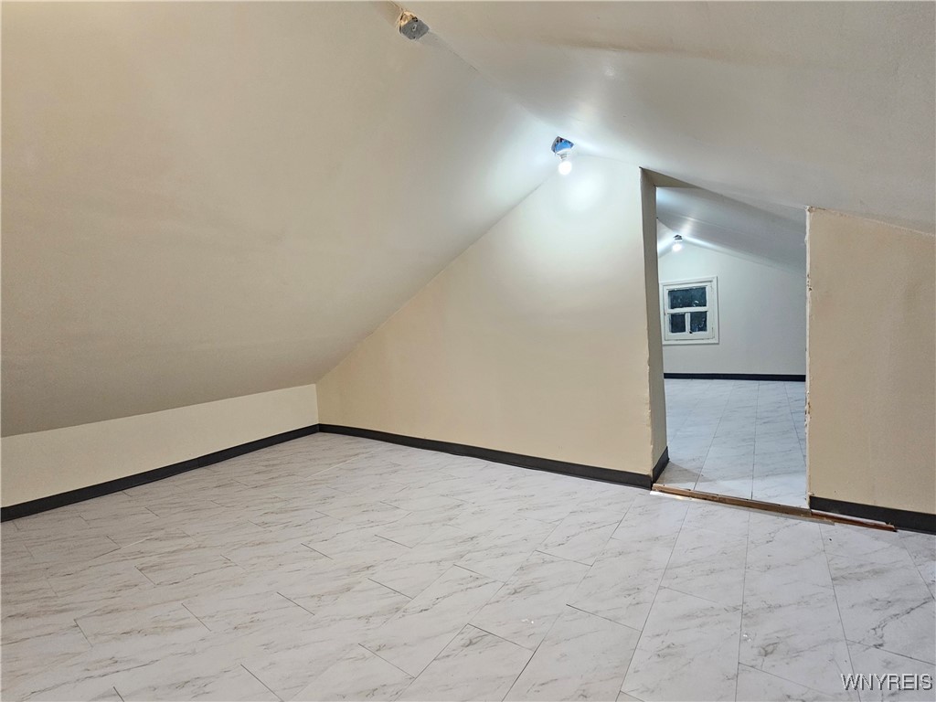 2207 Linwood Avenue, Niagara Falls, New York image 25