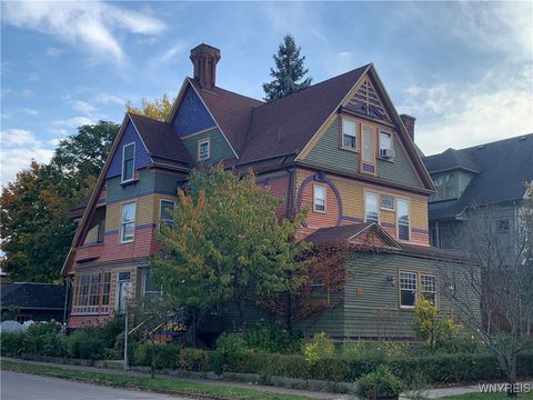 Photo of 4 Saint Johns Place #3, Buffalo, NY 14201 (MLS # B1648740)