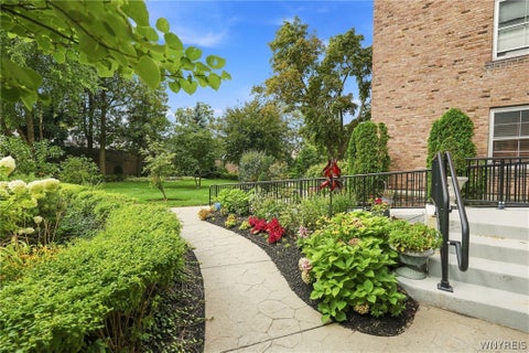 Tiny photo for 731 W Ferry #3I, Buffalo, NY 14222 (MLS # B1712331)
