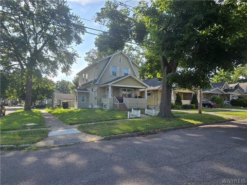 Tiny photo for 202 74th Street, Niagara Falls, NY 14304 (MLS # B1702441)