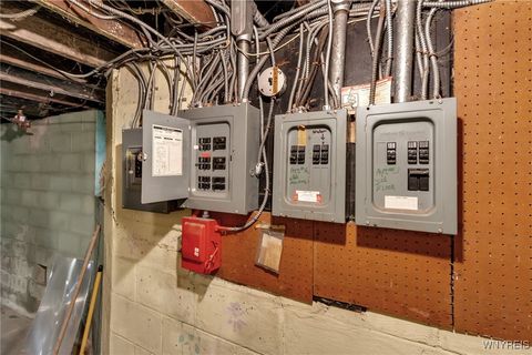 Tiny photo for 34 Saint James Place, Buffalo, NY 14222 (MLS # B1636813)