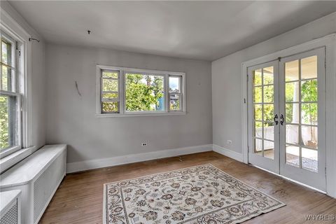 Tiny photo for 34 Saint James Place, Buffalo, NY 14222 (MLS # B1636813)