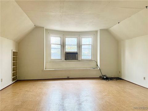 Tiny photo for 34 Saint James Place, Buffalo, NY 14222 (MLS # B1636813)