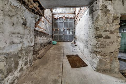 Tiny photo for 34 Saint James Place, Buffalo, NY 14222 (MLS # B1636813)