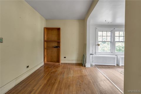 Tiny photo for 34 Saint James Place, Buffalo, NY 14222 (MLS # B1636813)