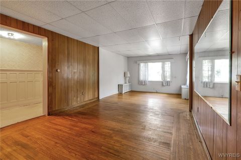 Tiny photo for 34 Saint James Place, Buffalo, NY 14222 (MLS # B1636813)