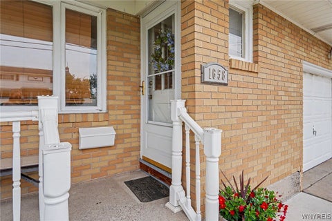Tiny photo for 1658 Caravelle Drive, Niagara Falls, NY 14304 (MLS # B1706996)